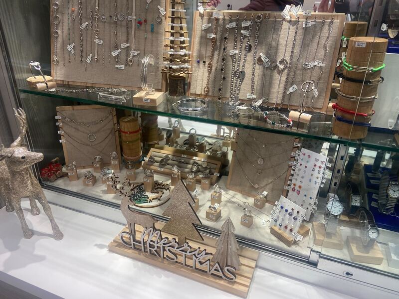 bijouterie linard montargis vitrine noel